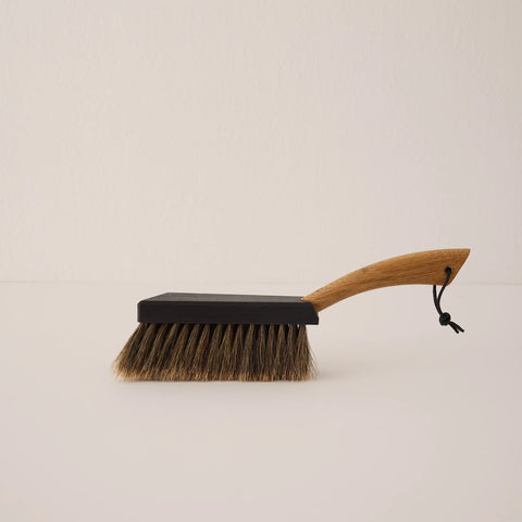 REDECKER HAND BRUSH OAK HANDLE